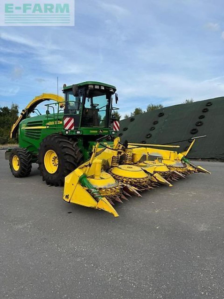 John Deere 7400 / 7500 - Forage harvester: picture 2 John Deere 7400 / 7500 - Forage harvester: picture 2