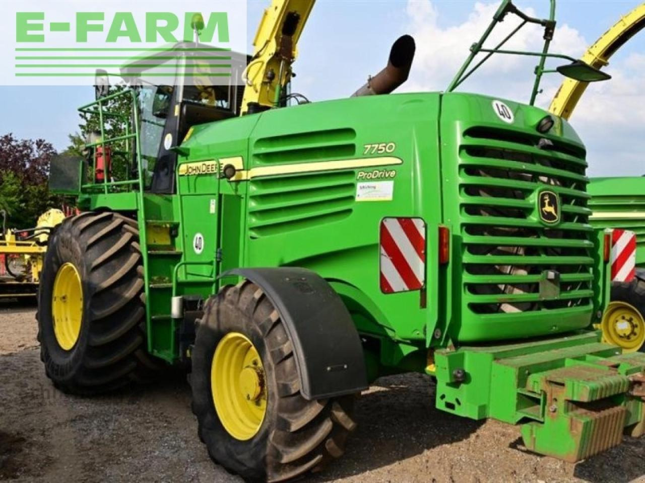 John Deere 7750i prodrive - Forage harvester: picture 3 John Deere 7750i prodrive - Forage harvester: picture 3