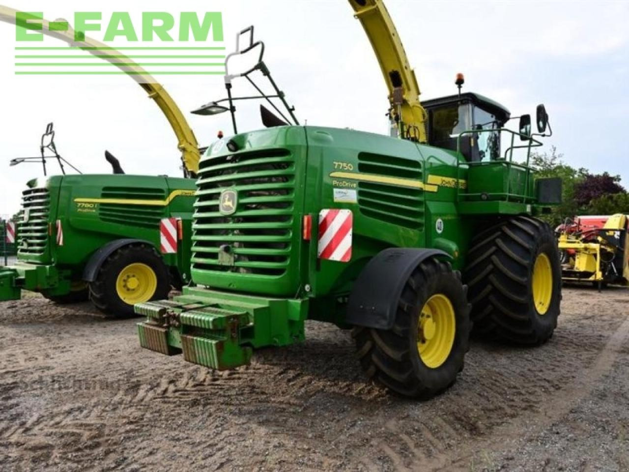 John Deere 7750i prodrive - Forage harvester: picture 5 John Deere 7750i prodrive - Forage harvester: picture 5