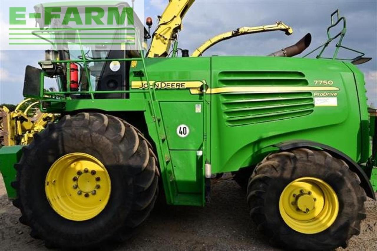 John Deere 7750i prodrive - Forage harvester: picture 2 John Deere 7750i prodrive - Forage harvester: picture 2