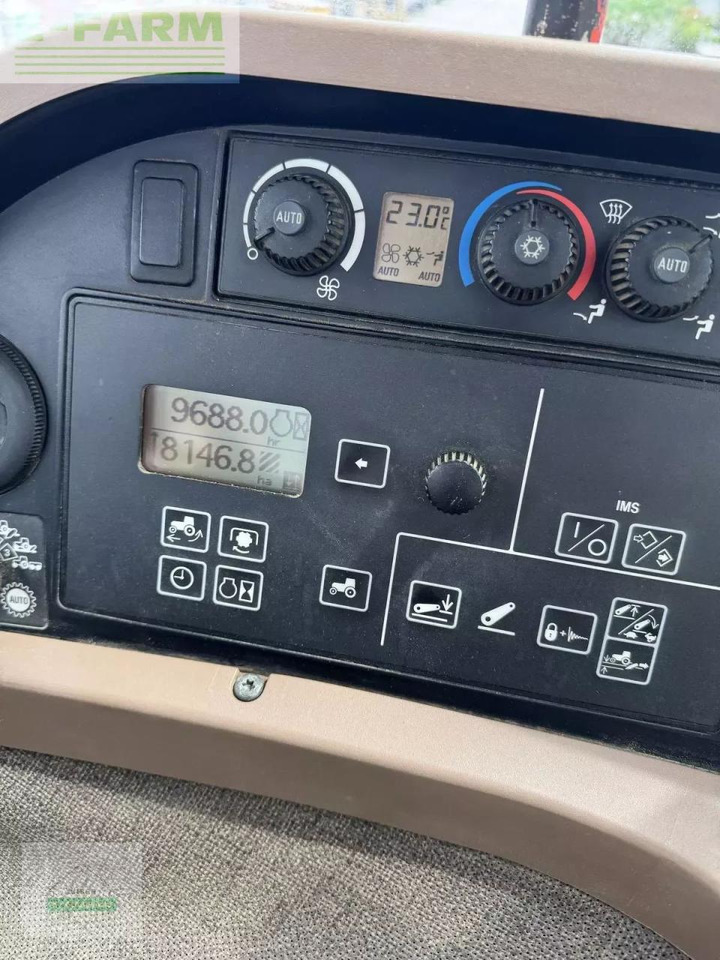 John Deere 7920 - Farm tractor: picture 5 John Deere 7920 - Farm tractor: picture 5