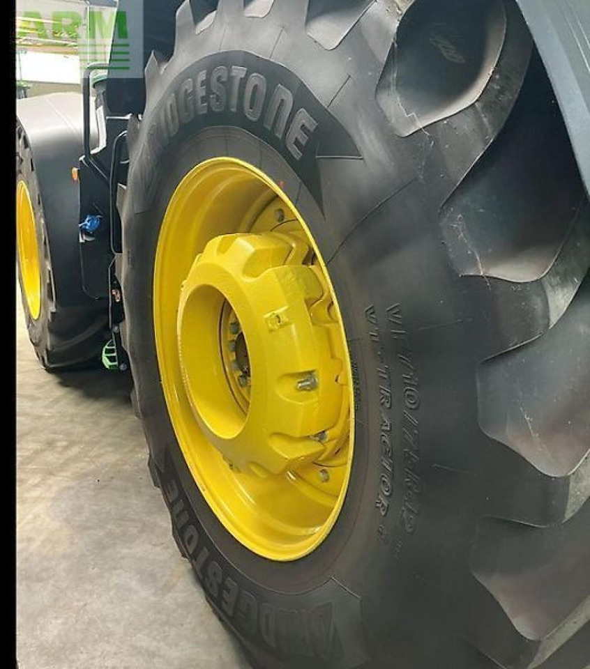 John Deere 7r 330 - Farm tractor: picture 4 John Deere 7r 330 - Farm tractor: picture 4