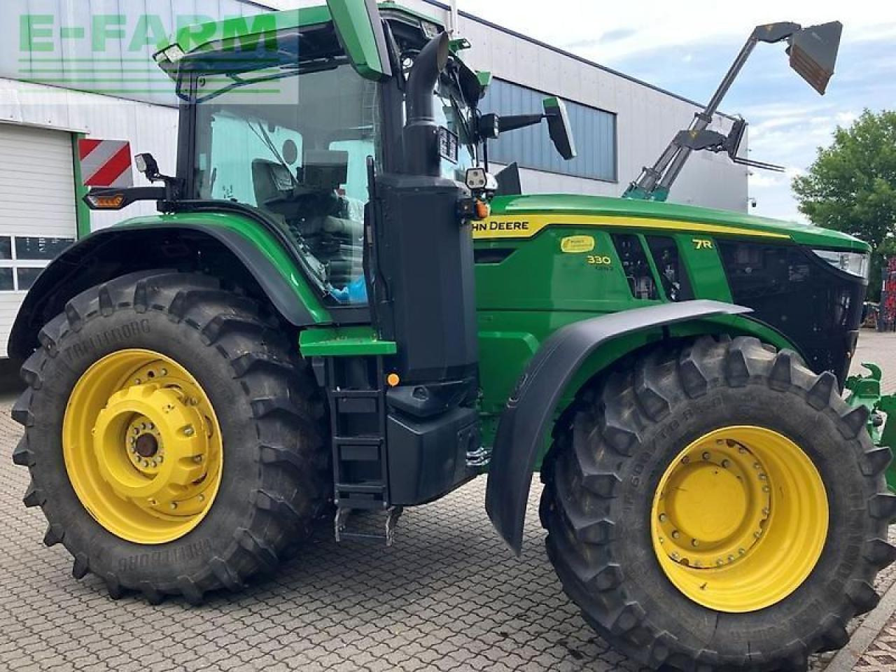 John Deere 7r 330 - Farm tractor: picture 4 John Deere 7r 330 - Farm tractor: picture 4
