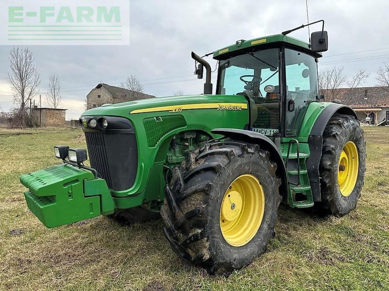 John Deere 8220 ils - Farm tractor: picture 1 John Deere 8220 ils - Farm tractor: picture 1