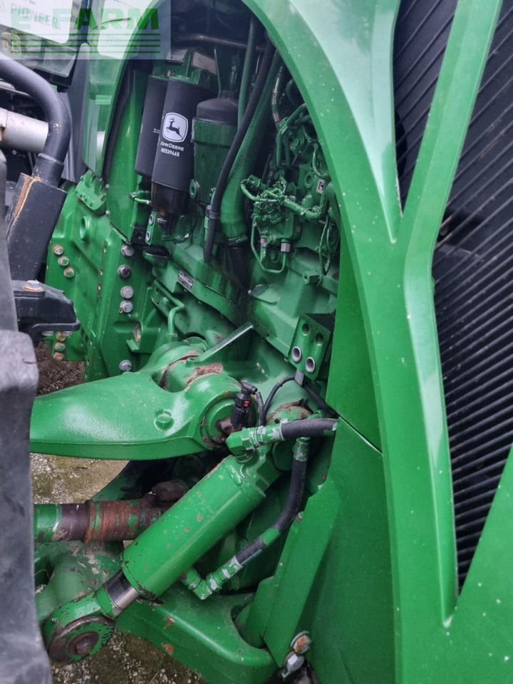 John Deere 8245 R - Farm tractor: picture 4 John Deere 8245 R - Farm tractor: picture 4