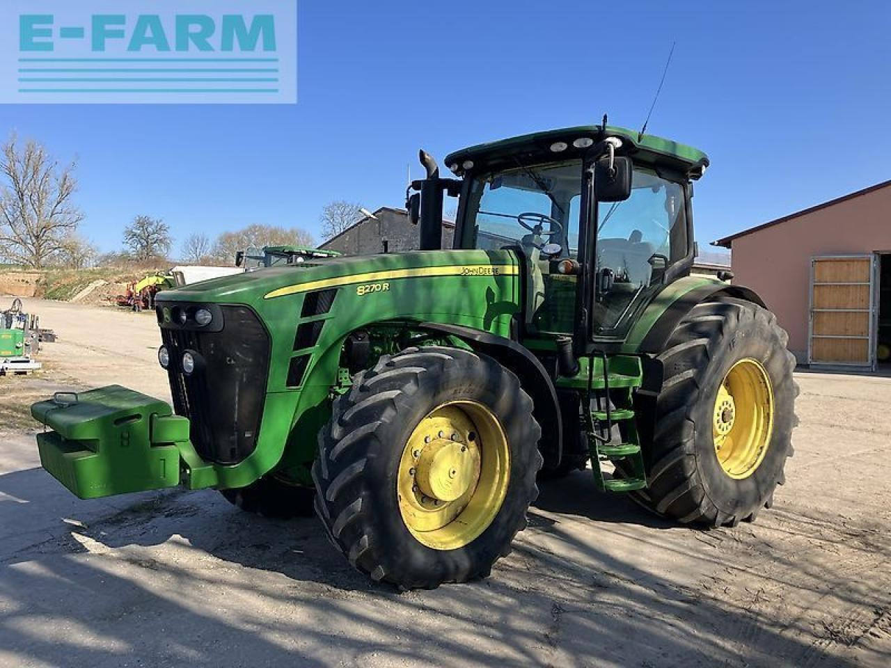 John Deere 8270r - Farm tractor: picture 1 John Deere 8270r - Farm tractor: picture 1