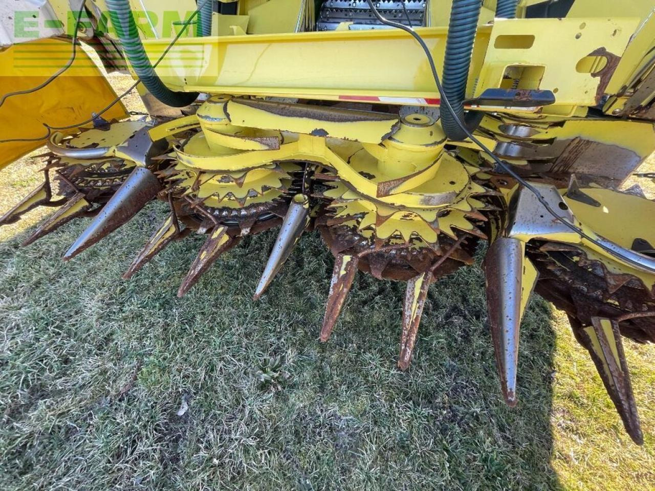 Forage harvester John Deere 8300: picture 19