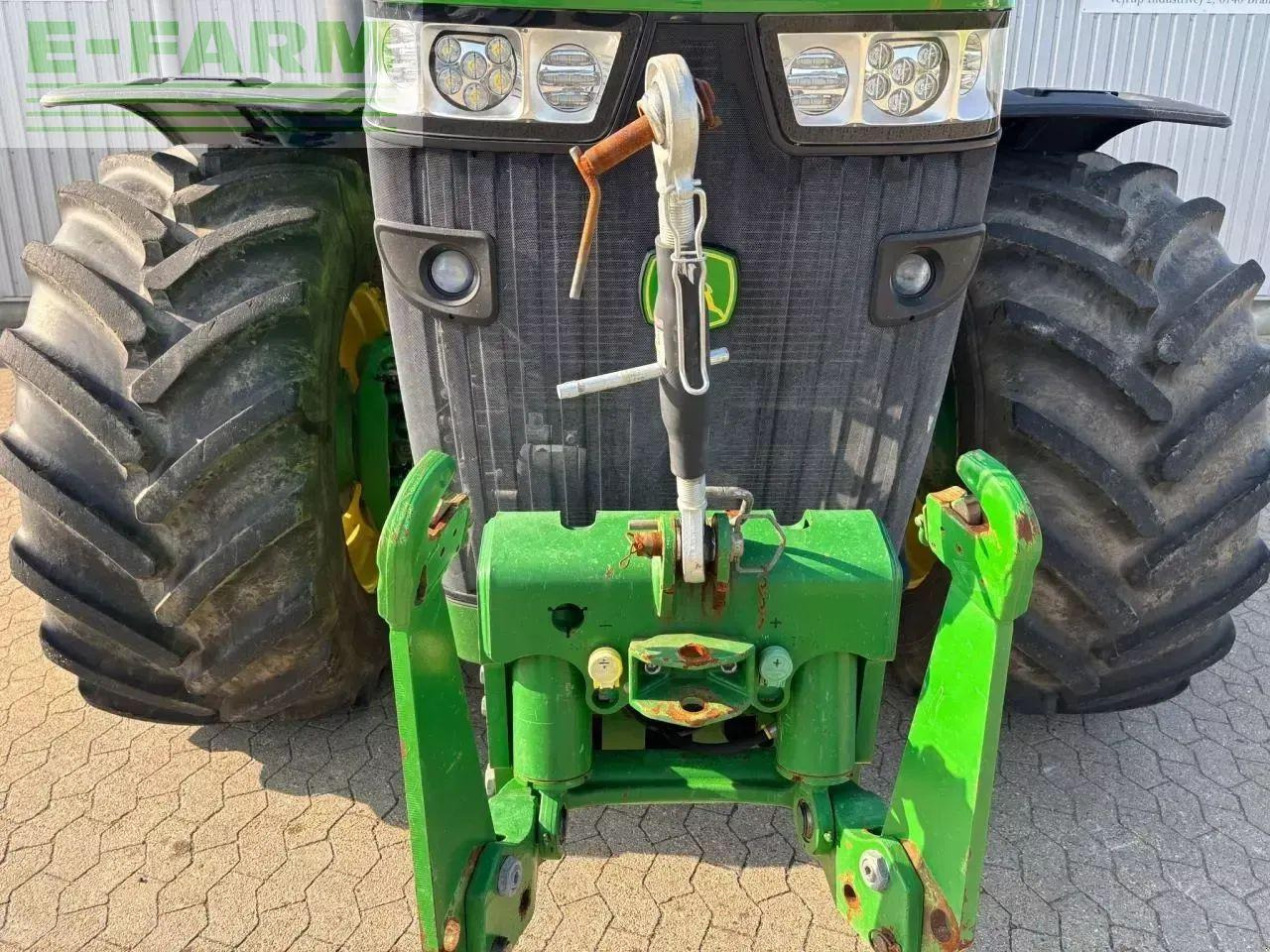 John Deere 8320r - Farm tractor: picture 3 John Deere 8320r - Farm tractor: picture 3