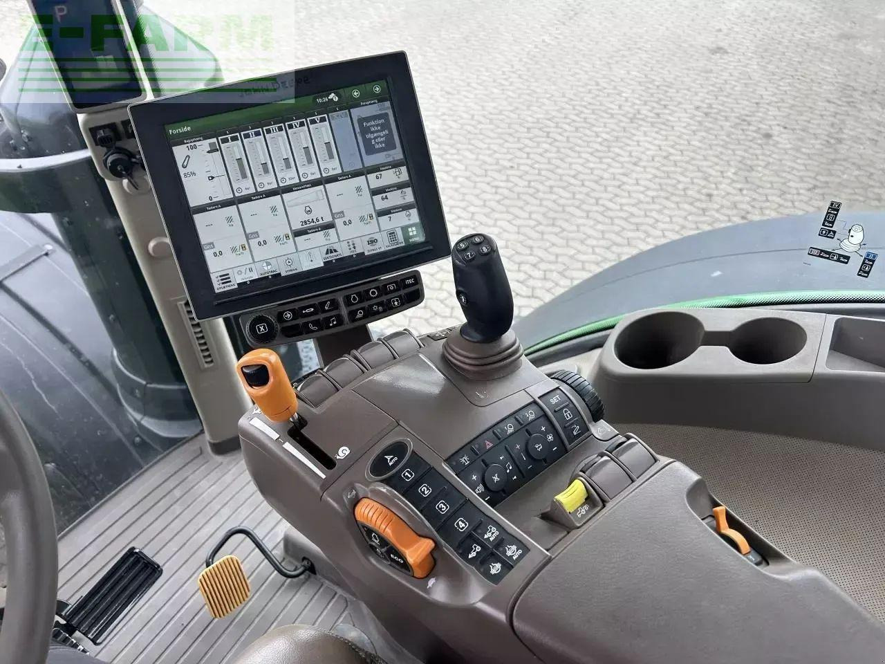 John Deere 8345r - Farm tractor: picture 3 John Deere 8345r - Farm tractor: picture 3