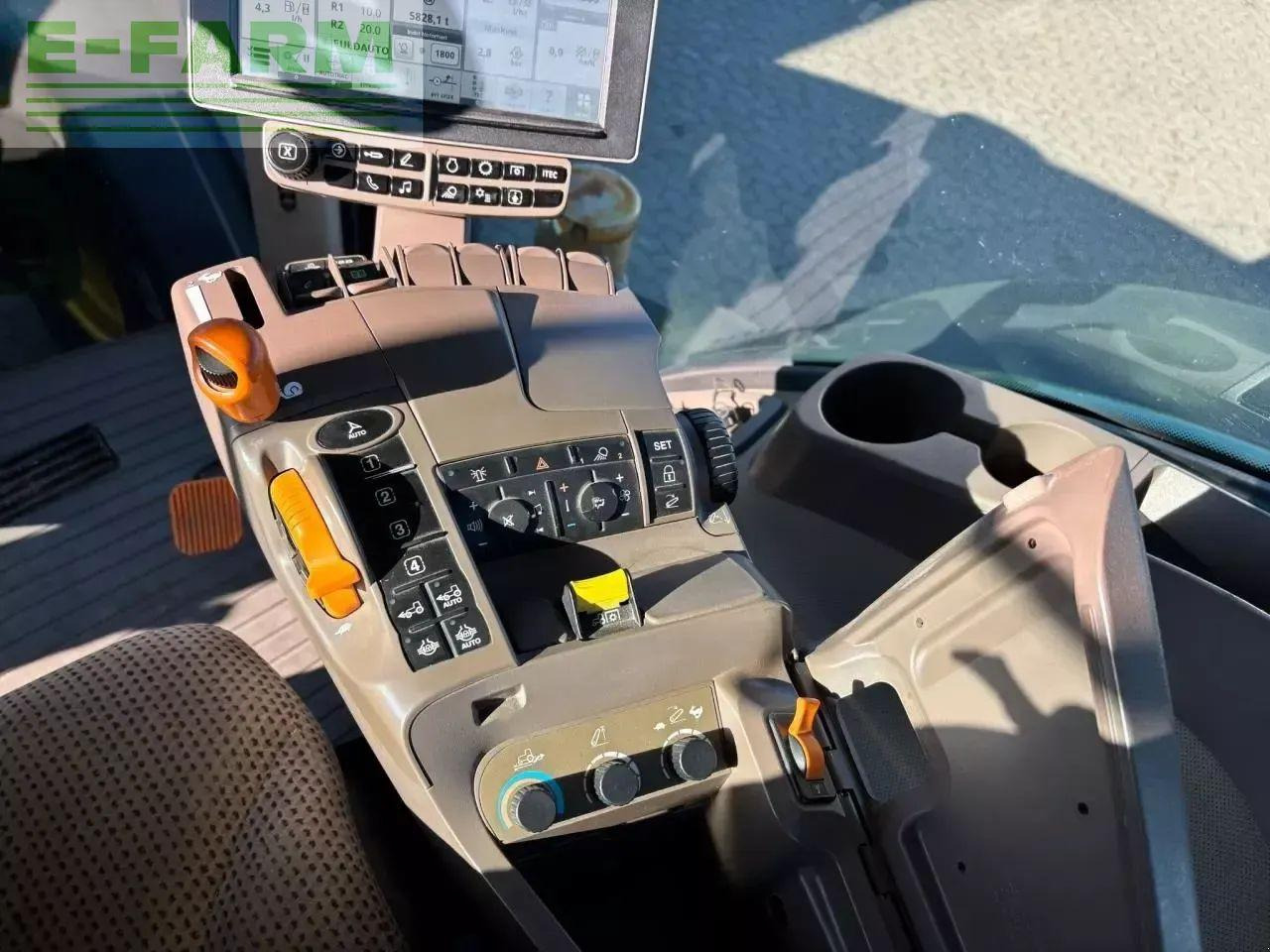 John Deere 8345r - Farm tractor: picture 5 John Deere 8345r - Farm tractor: picture 5