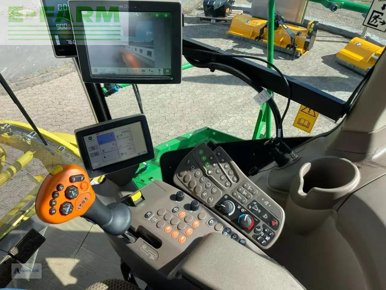 John Deere 8600 - Forage harvester: picture 3 John Deere 8600 - Forage harvester: picture 3