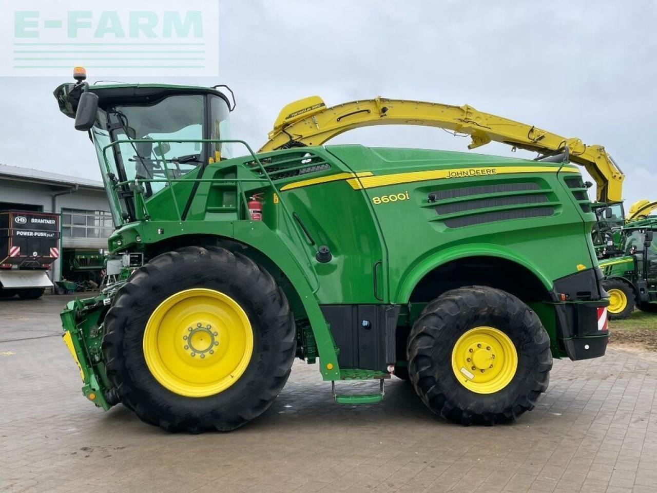 John Deere 8600 - Forage harvester: picture 2 John Deere 8600 - Forage harvester: picture 2
