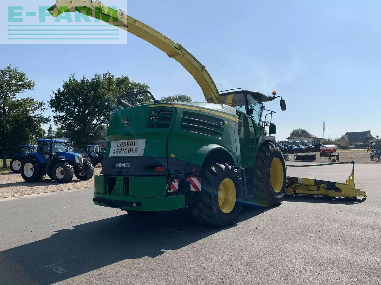 John Deere 8600 - Forage harvester: picture 3 John Deere 8600 - Forage harvester: picture 3