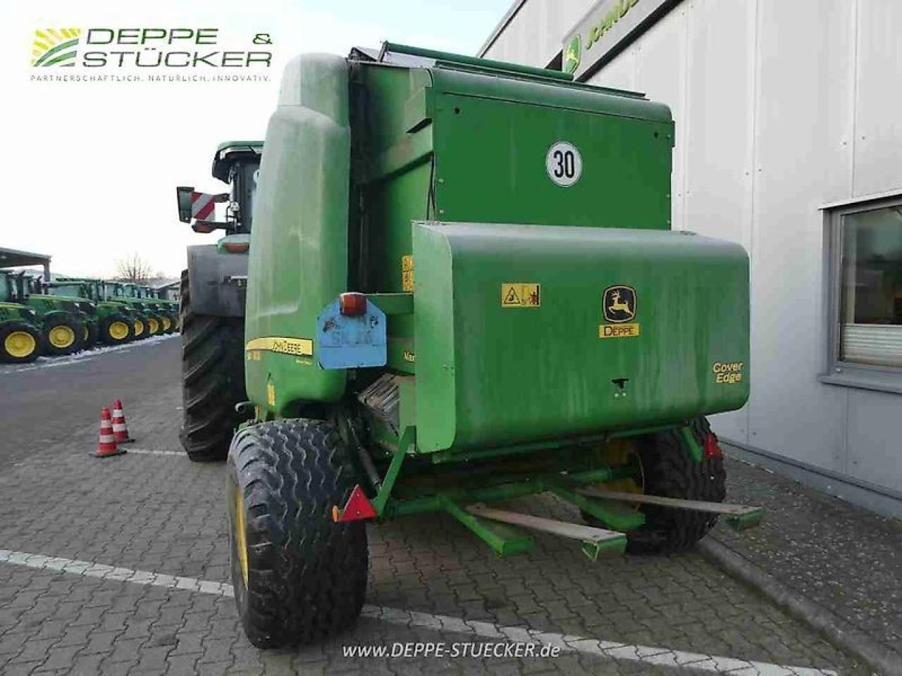 John Deere 864 maxi cut - Square baler: picture 4 John Deere 864 maxi cut - Square baler: picture 4