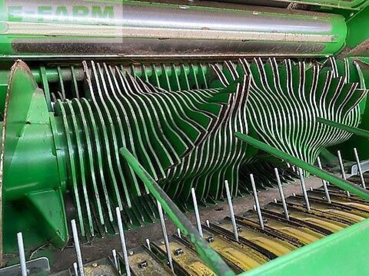 Square baler John Deere 960: picture 15