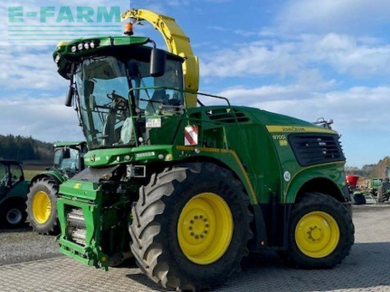 John Deere 9700i prodrive 40km/h - Forage harvester: picture 1 John Deere 9700i prodrive 40km/h - Forage harvester: picture 1