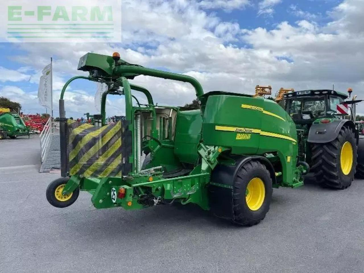 John Deere c441r - Square baler: picture 5 John Deere c441r - Square baler: picture 5