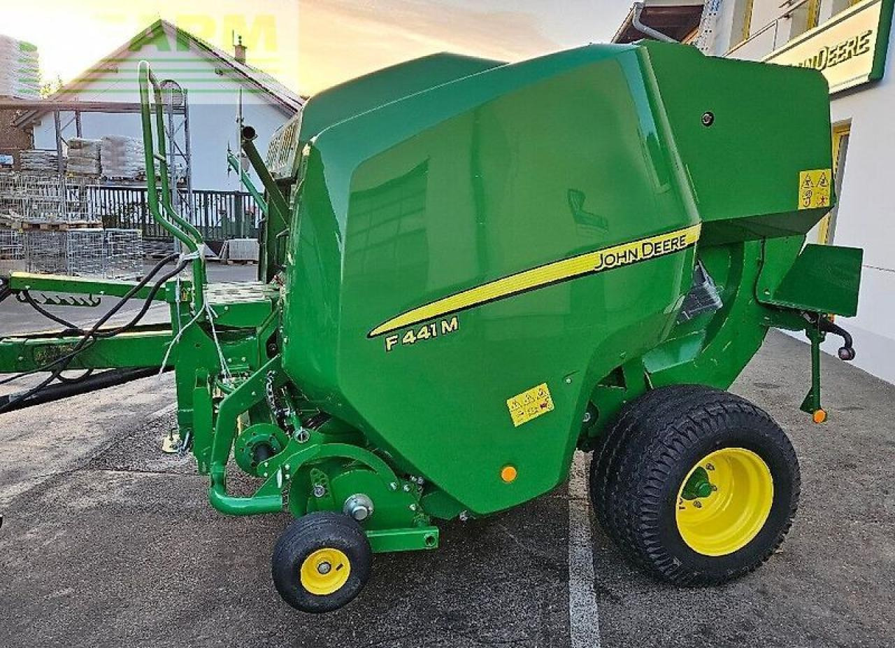 John Deere f441 m - Square baler: picture 3 John Deere f441 m - Square baler: picture 3