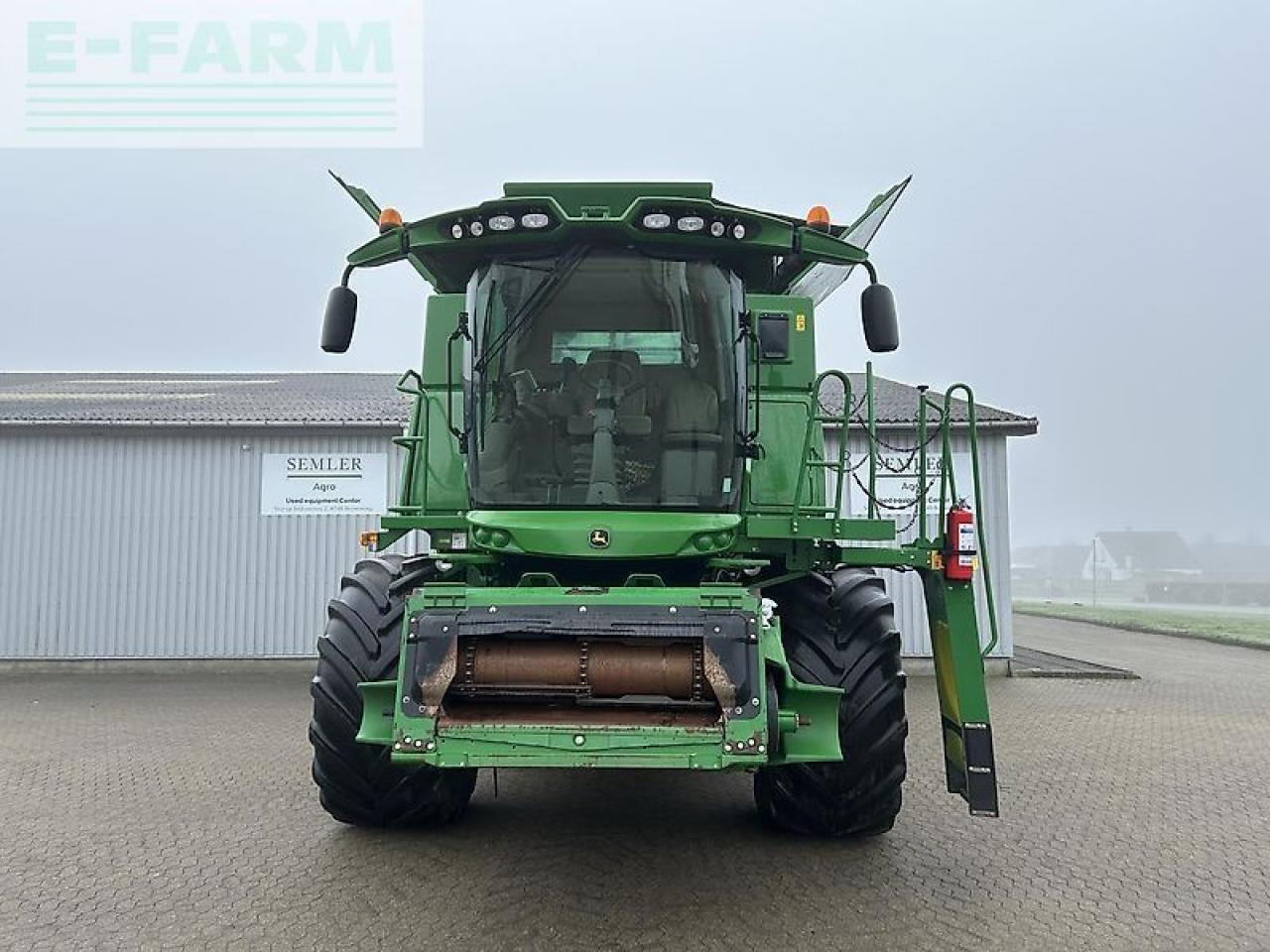 John Deere s690 - Combine harvester: picture 2 John Deere s690 - Combine harvester: picture 2