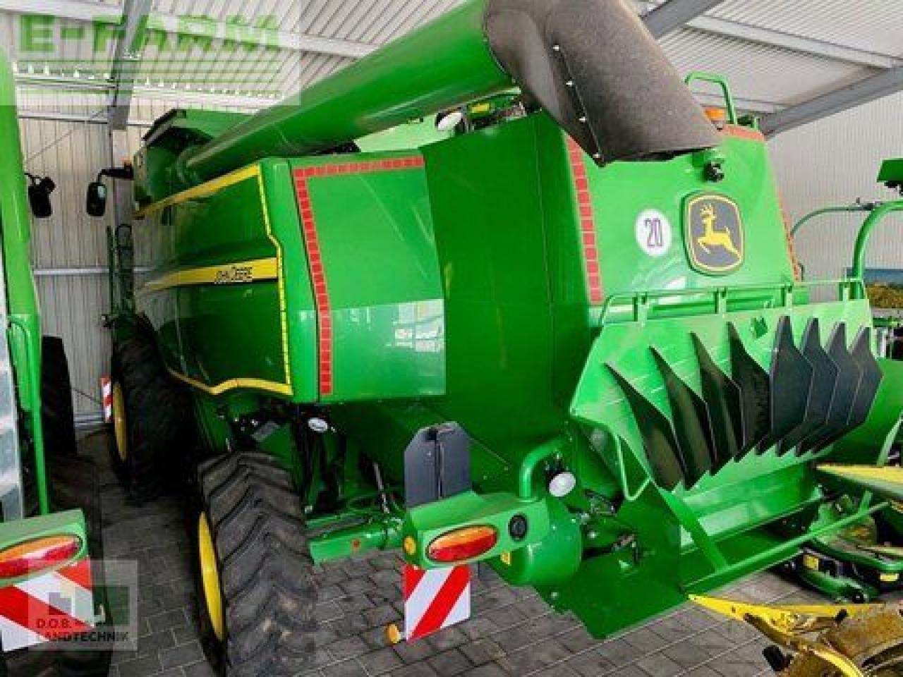 John Deere t 560 i - Combine harvester: picture 4 John Deere t 560 i - Combine harvester: picture 4