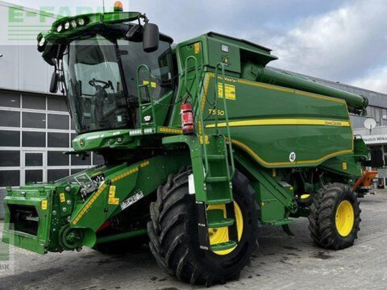 John Deere t560 i hm - Combine harvester: picture 1 John Deere t560 i hm - Combine harvester: picture 1