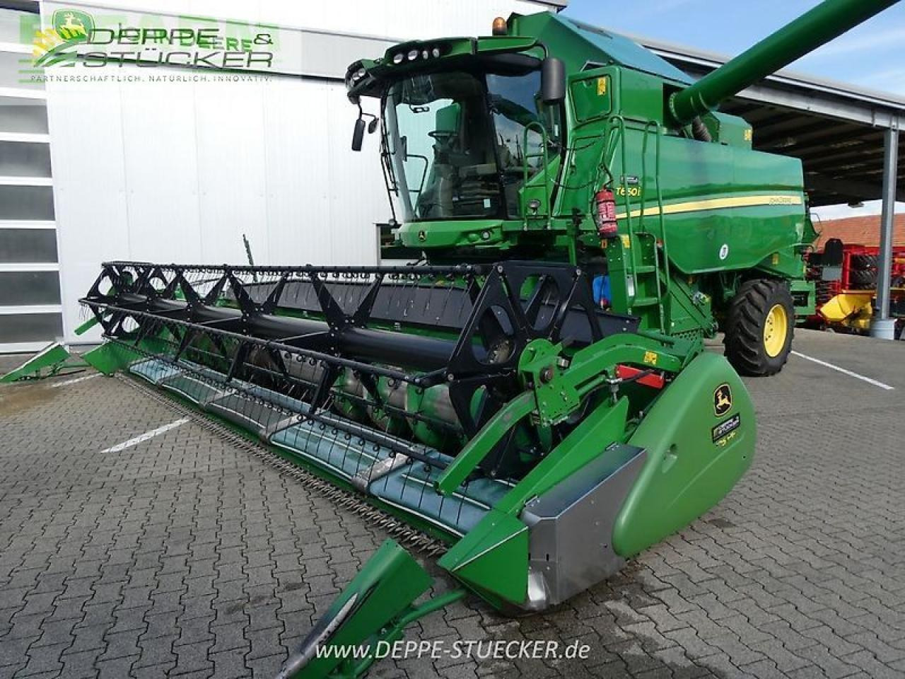 John Deere t660 ll + 625 premiumflow + sww - Combine harvester: picture 1 John Deere t660 ll + 625 premiumflow + sww - Combine harvester: picture 1