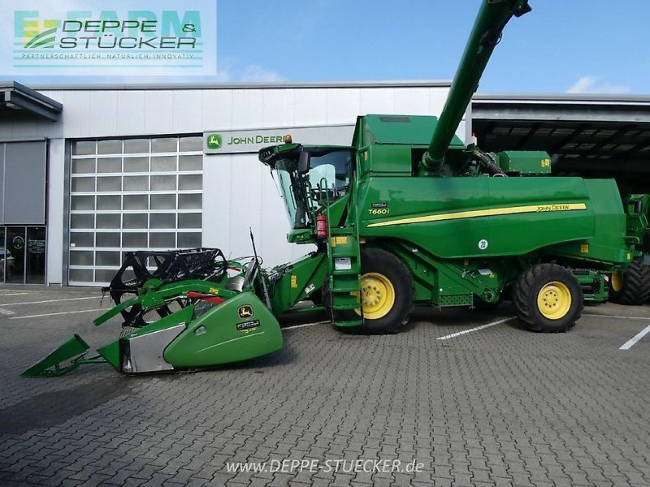 John Deere t660 ll autotrac + 625 premiumflow + sww - Combine harvester: picture 3 John Deere t660 ll autotrac + 625 premiumflow + sww - Combine harvester: picture 3