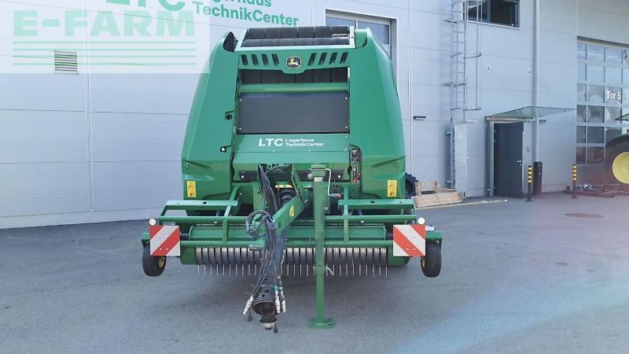 John Deere v 451 m hc25 - Square baler: picture 5 John Deere v 451 m hc25 - Square baler: picture 5