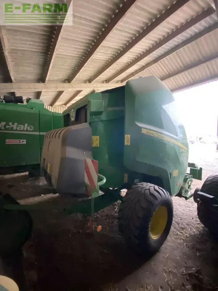 John Deere v451m - Square baler: picture 1 John Deere v451m - Square baler: picture 1