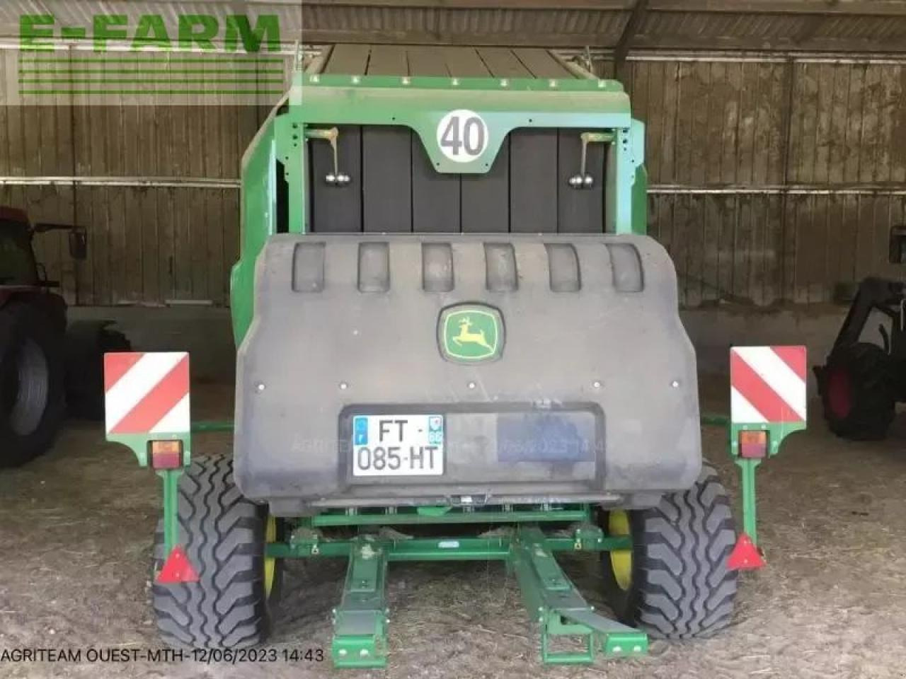 John Deere v461m - Square baler: picture 2 John Deere v461m - Square baler: picture 2
