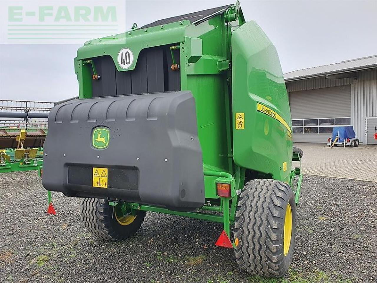 John Deere v461m demo - Square baler: picture 5 John Deere v461m demo - Square baler: picture 5