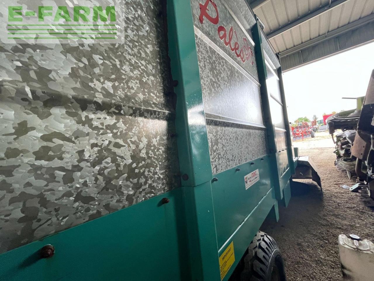 Joskin pales 500 - Livestock equipment: picture 4 Joskin pales 500 - Livestock equipment: picture 4