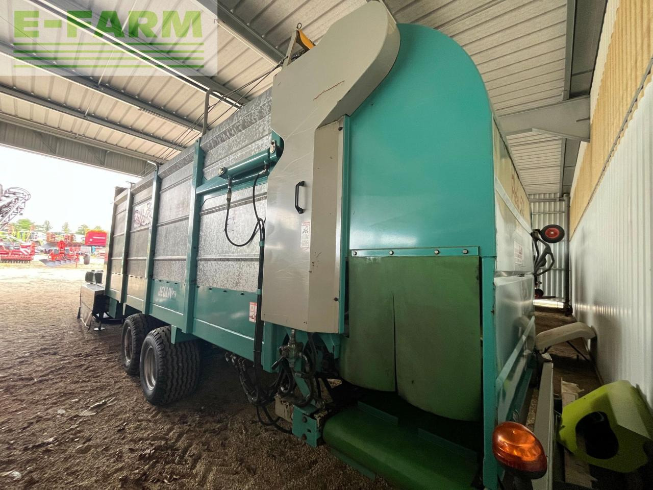 Joskin pales 500 - Livestock equipment: picture 2 Joskin pales 500 - Livestock equipment: picture 2