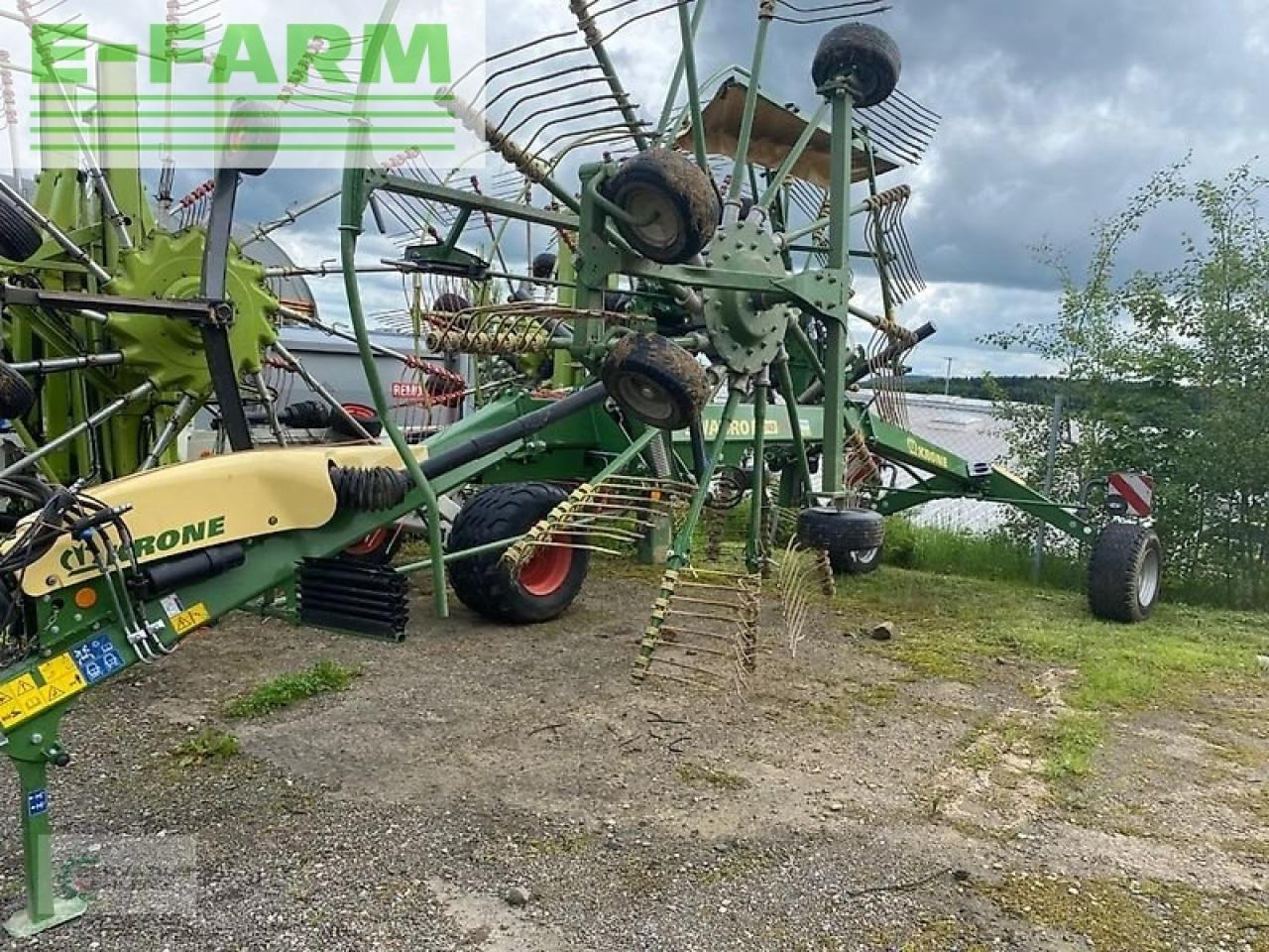 Krone schwadro ts 740 twin - Tedder/ Rake: picture 1 Krone schwadro ts 740 twin - Tedder/ Rake: picture 1