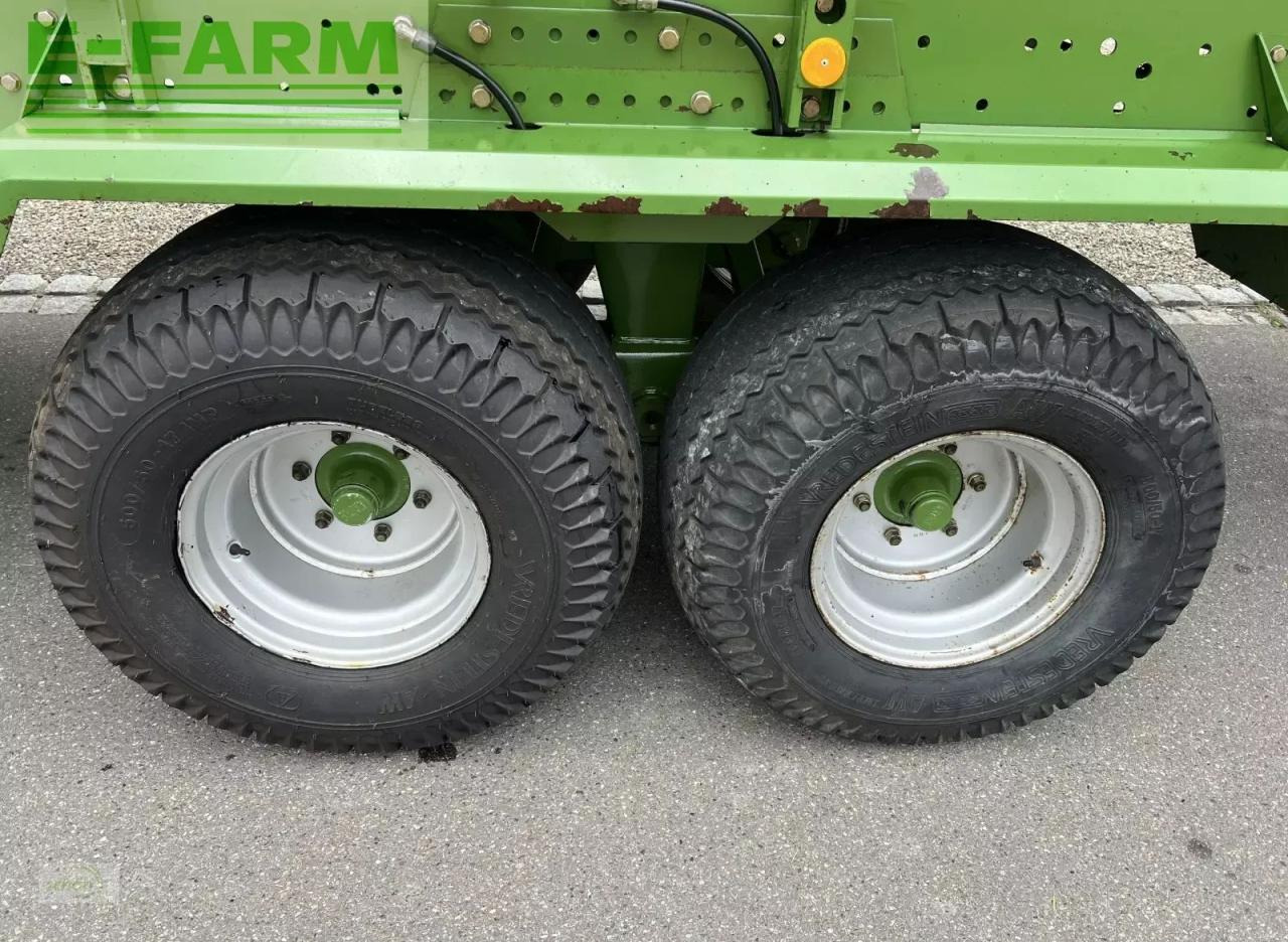 Krone titan 6/48 gl all in - ein großer schwingen-ladewagen mit druckluftbremse - Self-loading wagon: picture 3 Krone titan 6/48 gl all in - ein großer schwingen-ladewagen mit druckluftbremse - Self-loading wagon: picture 3