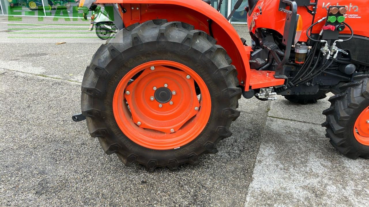 Farm tractor Kubota L1-382: picture 12