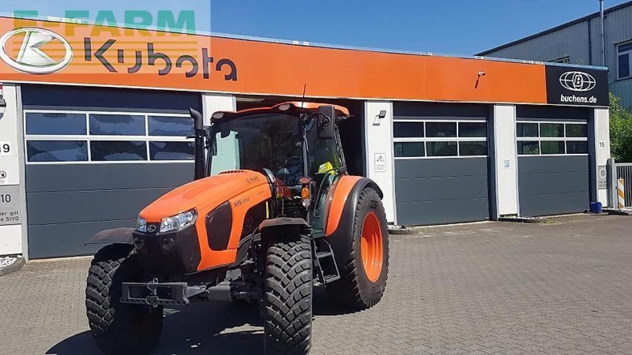 Kubota m5-0292 cab - Farm tractor: picture 5 Kubota m5-0292 cab - Farm tractor: picture 5