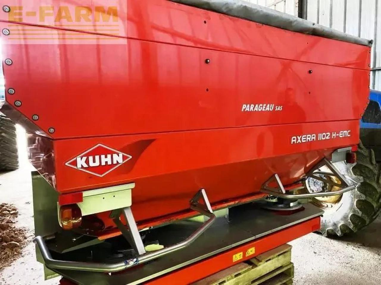 Kuhn axera 1102 h-emc - Fertilizer spreader: picture 2 Kuhn axera 1102 h-emc - Fertilizer spreader: picture 2