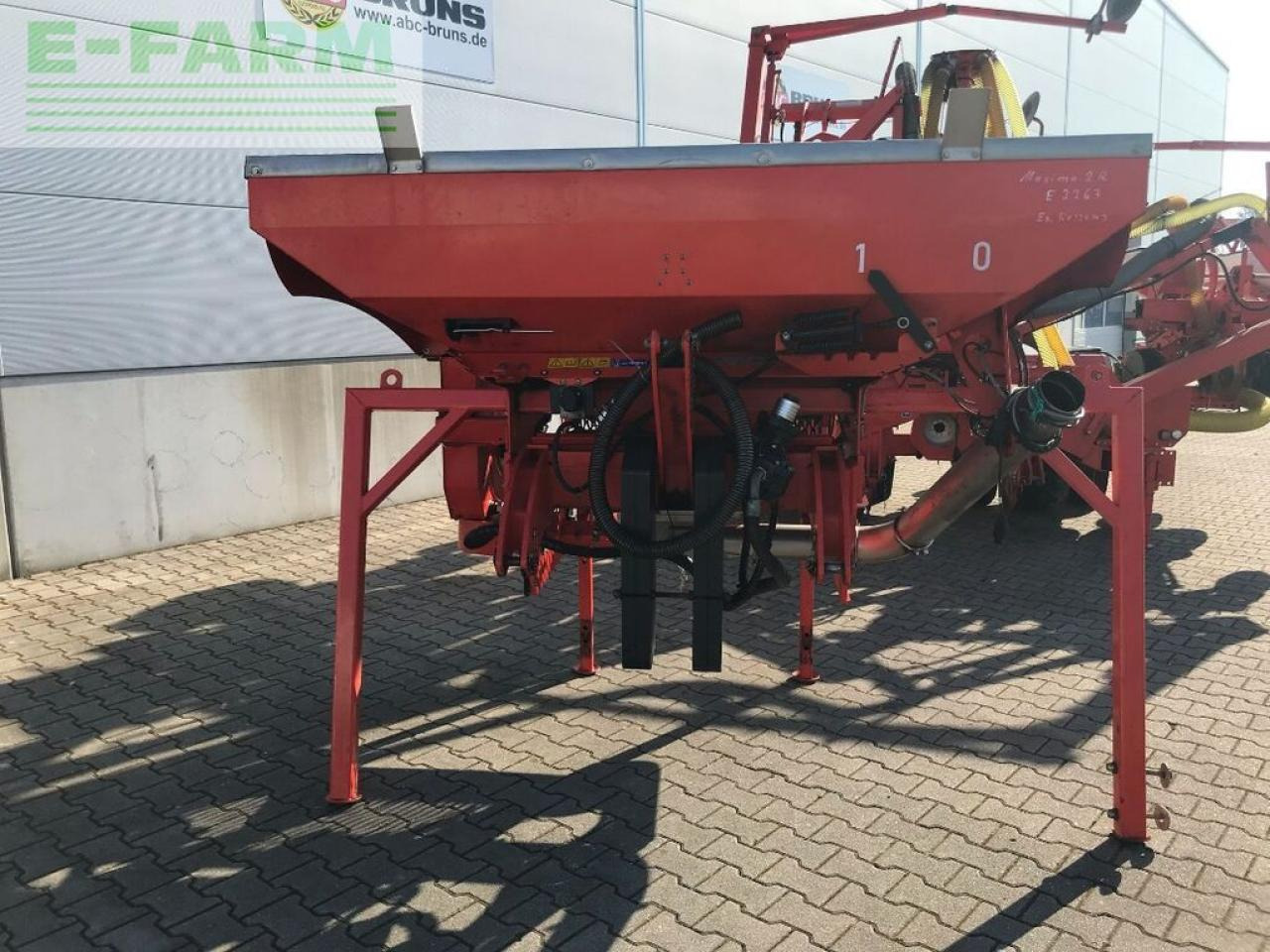 Kuhn maxima 2 - Precision sowing machine: picture 5 Kuhn maxima 2 - Precision sowing machine: picture 5