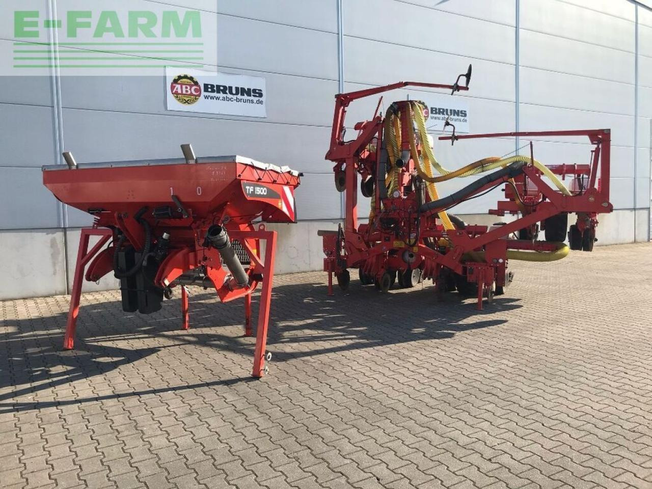 Kuhn maxima 2 - Precision sowing machine: picture 1 Kuhn maxima 2 - Precision sowing machine: picture 1