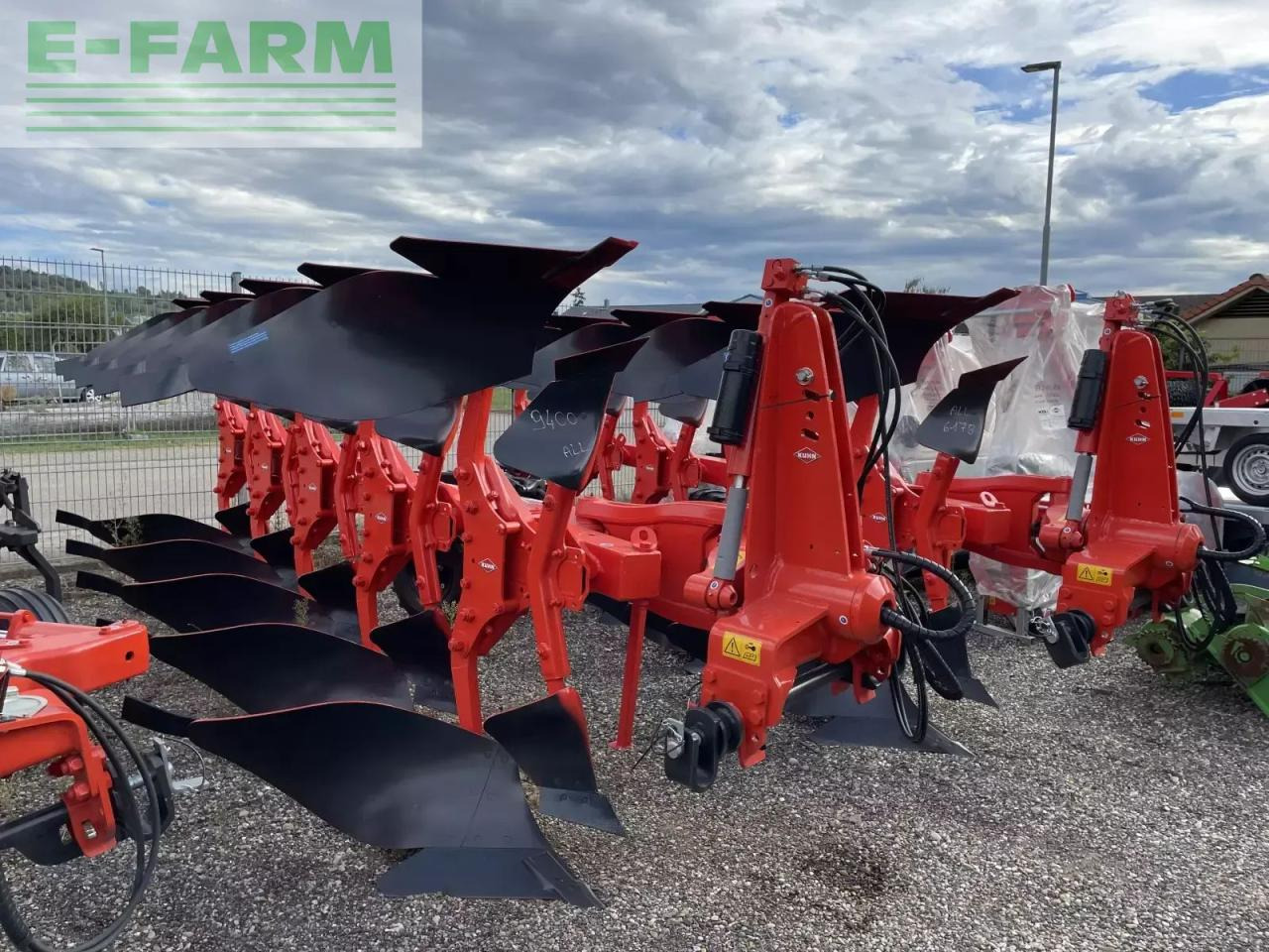Kuhn varimaster 153 4e5t - Plow: picture 1 Kuhn varimaster 153 4e5t - Plow: picture 1