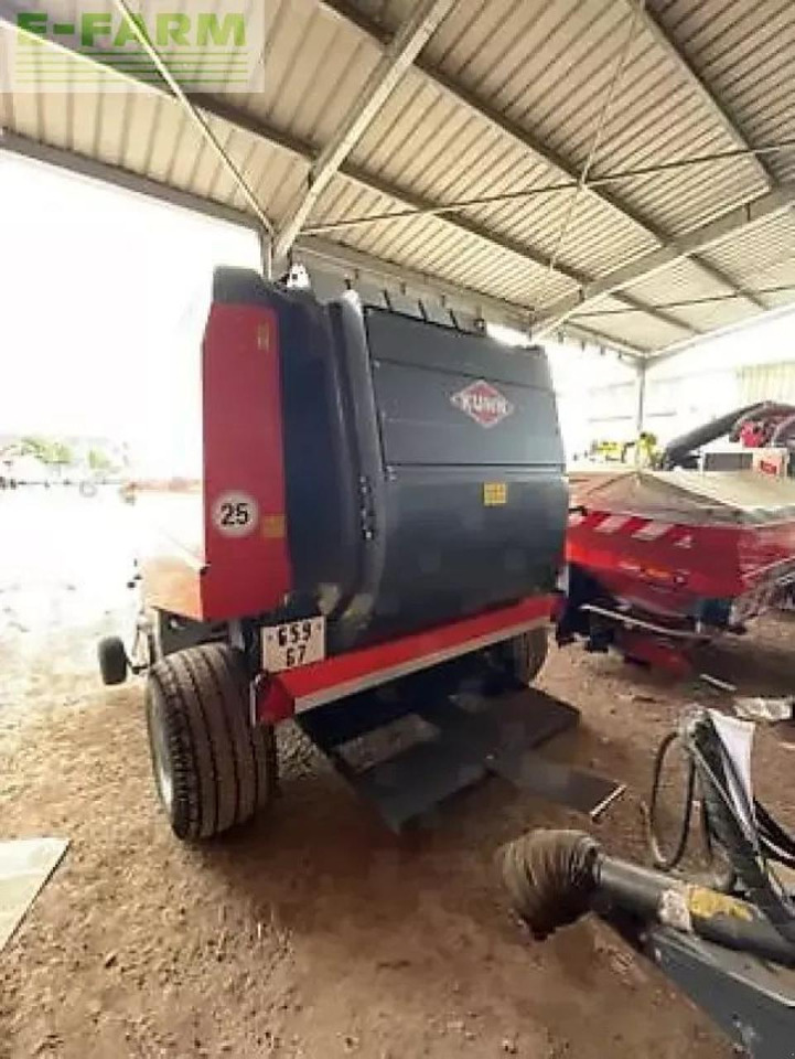 Kuhn vb2160 - Square baler: picture 2 Kuhn vb2160 - Square baler: picture 2