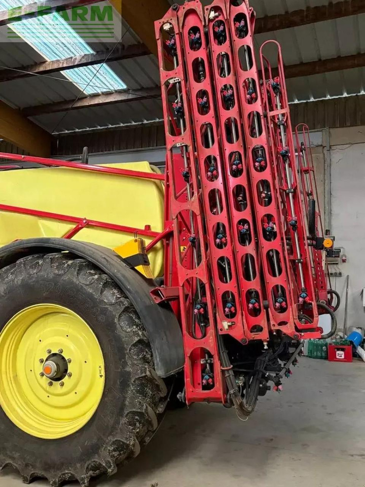 Kverneland ikarus s 38 - Trailed sprayer: picture 3 Kverneland ikarus s 38 - Trailed sprayer: picture 3