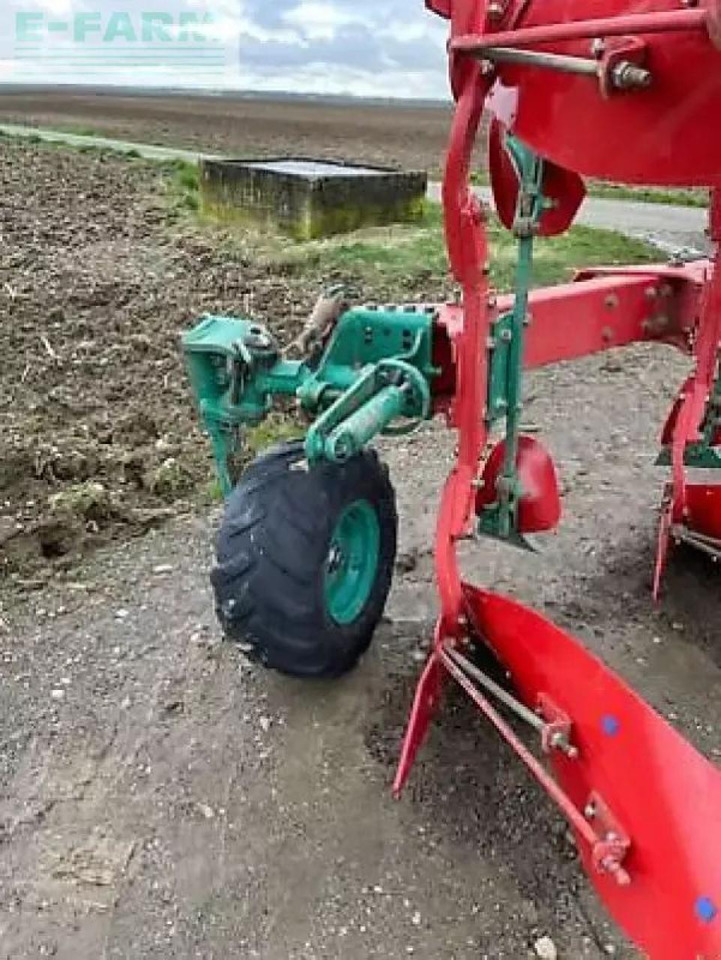 Kverneland lb 6 corps - Plow: picture 5 Kverneland lb 6 corps - Plow: picture 5