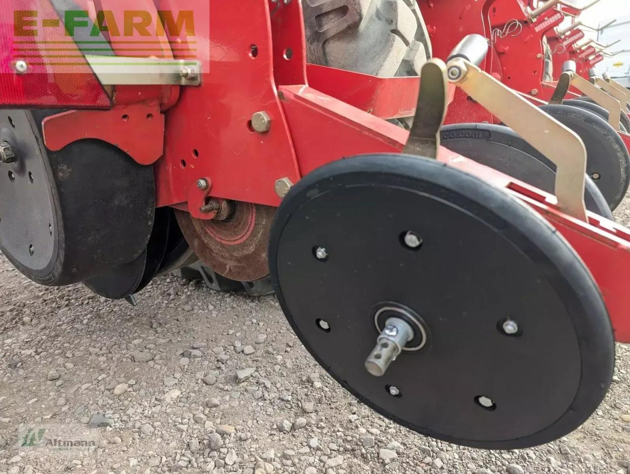 Kverneland optima tf profi 8reihig, mikrogranulatstreuer - Precision sowing machine: picture 5 Kverneland optima tf profi 8reihig, mikrogranulatstreuer - Precision sowing machine: picture 5