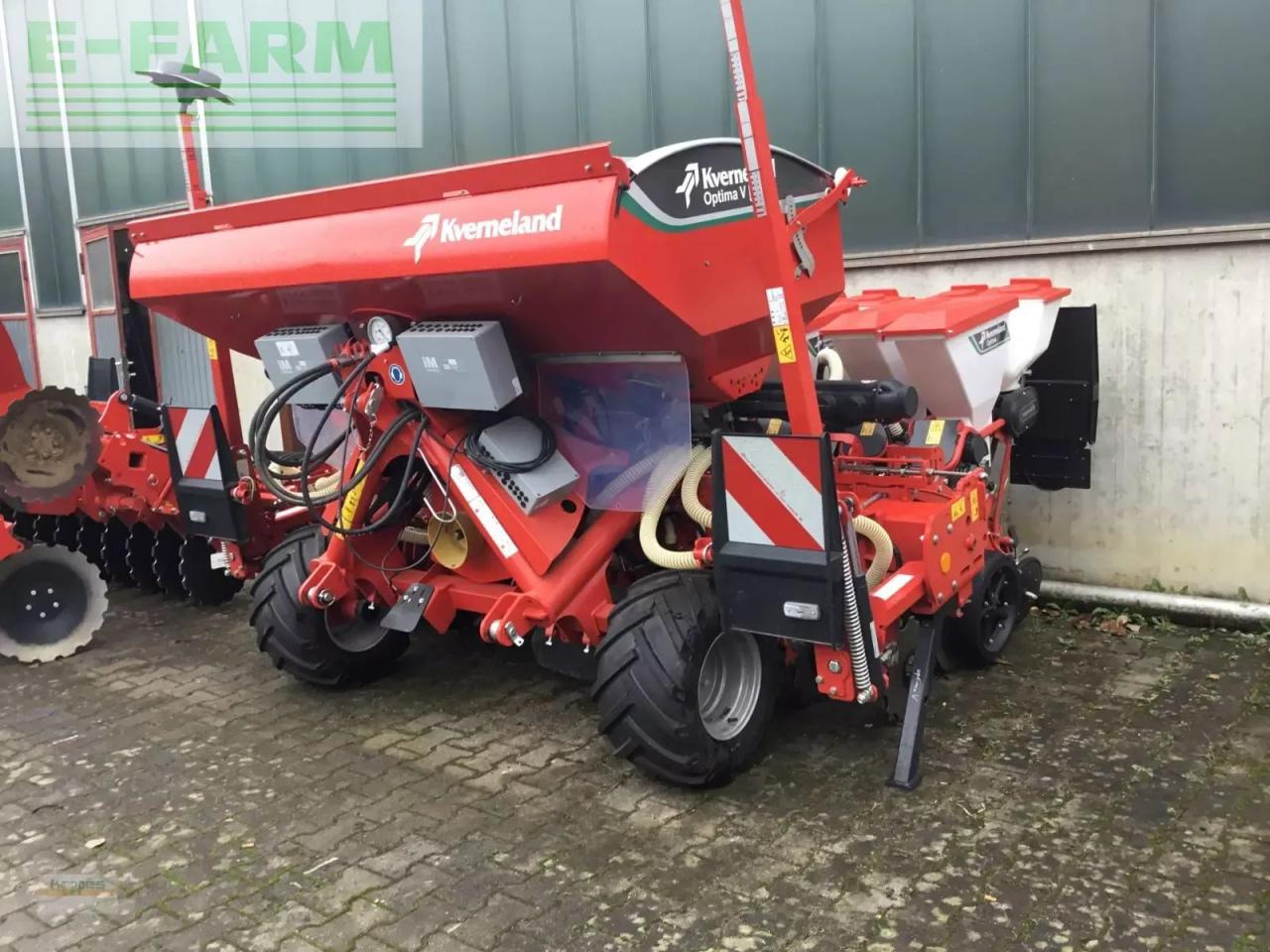 Kverneland optima v - Precision sowing machine: picture 1 Kverneland optima v - Precision sowing machine: picture 1
