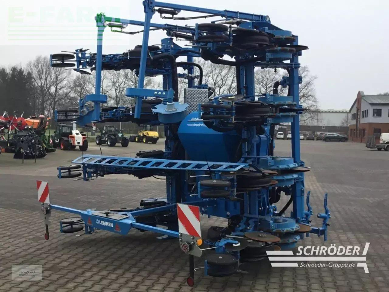 Lemken azurit 9 | demomaschine | nur 131 hektar - Precision sowing machine: picture 2 Lemken azurit 9 | demomaschine | nur 131 hektar - Precision sowing machine: picture 2