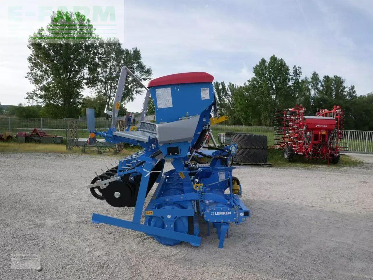 Lemken zirkon 8/300 + saphir 10 - Combine seed drill: picture 2 Lemken zirkon 8/300 + saphir 10 - Combine seed drill: picture 2