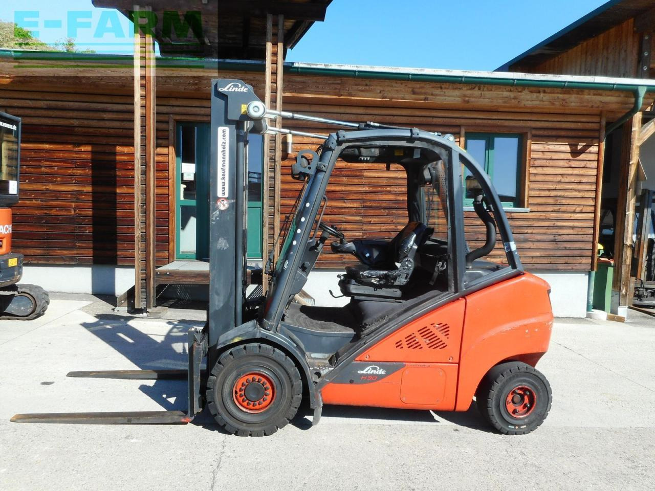Linde h30d-02 triplex 5,5m + ss + halbkabine - Forklift: picture 1 Linde h30d-02 triplex 5,5m + ss + halbkabine - Forklift: picture 1
