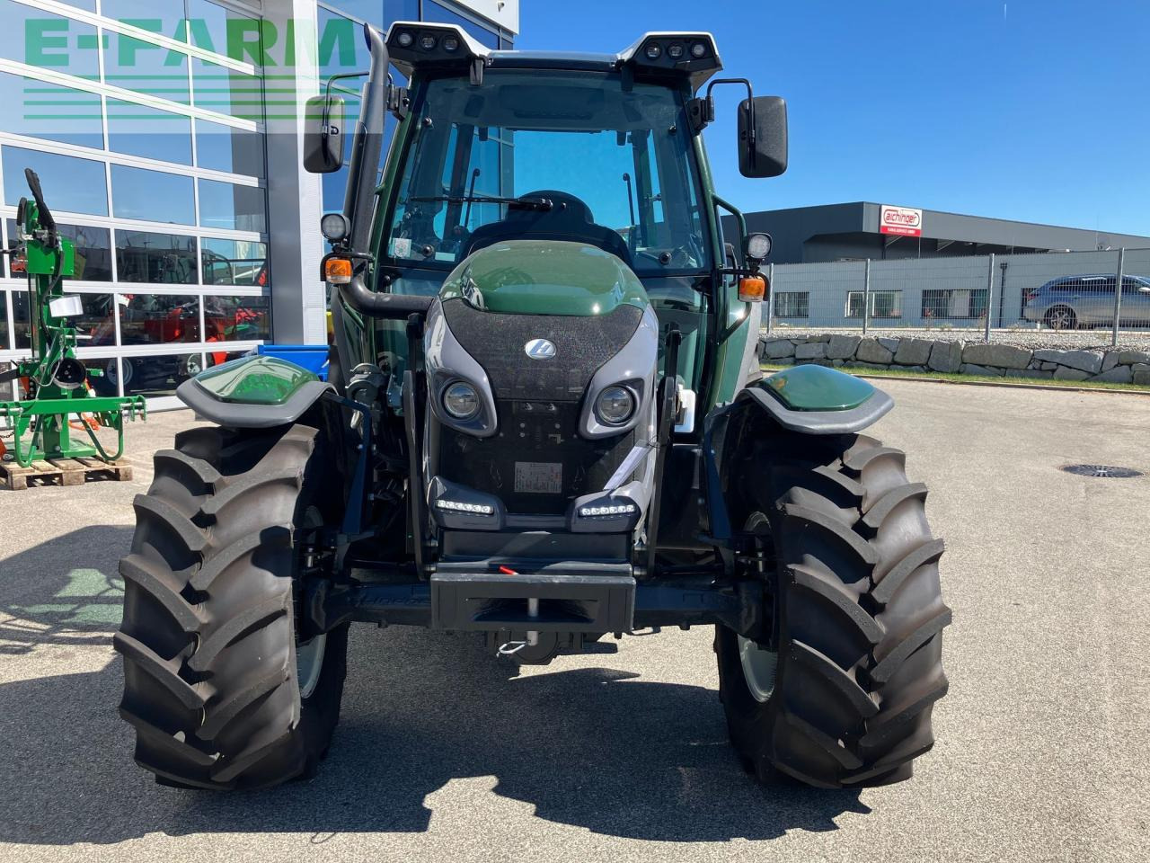 Lindner Lintrac 75LS - Farm tractor: picture 3 Lindner Lintrac 75LS - Farm tractor: picture 3